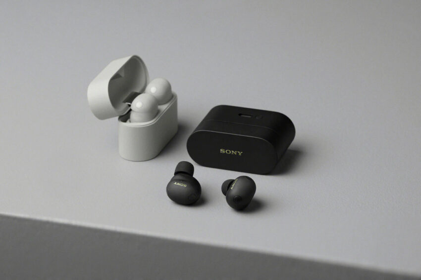 earbuds featured